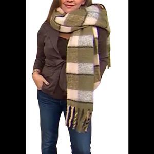 Complliments Women's 68" x 20" Brushed Plaid Blanket Scarf Green